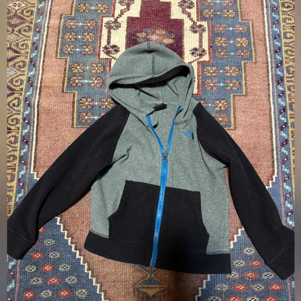 North Face fleece jacket gray and black 4T